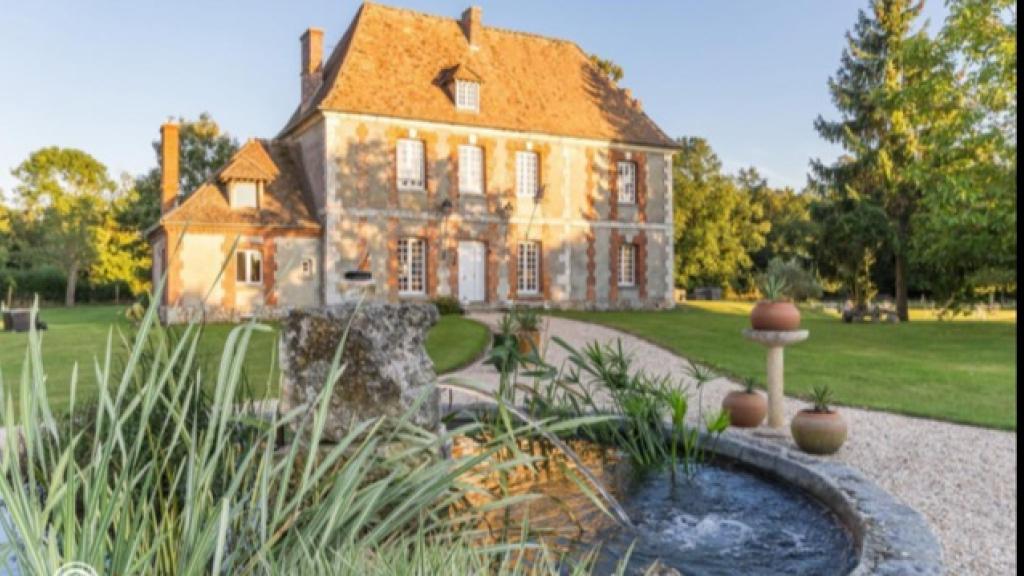 Oh My Château! - Château de Feuguerolles - thumbnail