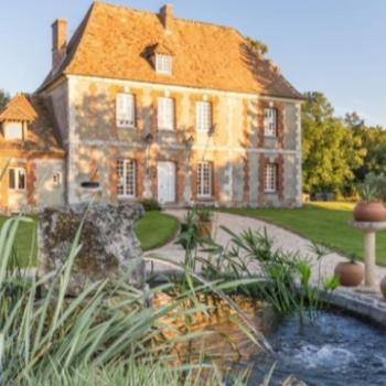 Oh My Château! - Château de Feuguerolles - thumbnail